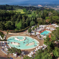 Vakantiepark Norcenni Girasole Village in regio Toscane en Elba, 