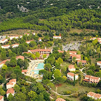 Vakantiepark Vakantiepark Le Rouret in regio Ardèche, 