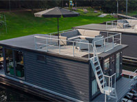 Houseboat met dakterras