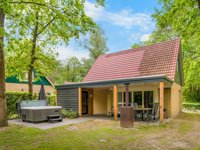 Boshuys Jacuzzi, Sauna, Veranda