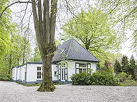 12-persoonslandhuis
