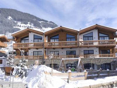 Thumbnail 2 van Turrach Lodges